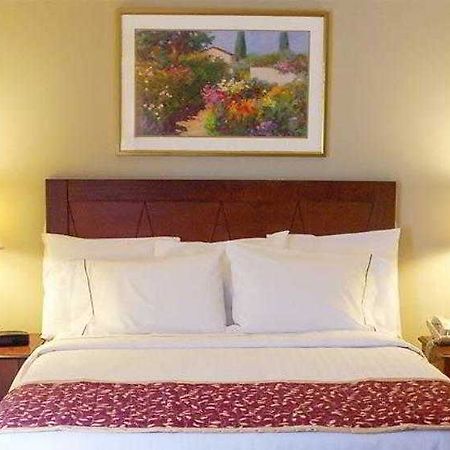 Hawthorn Suites By Wyndham 타일러 외부 사진
