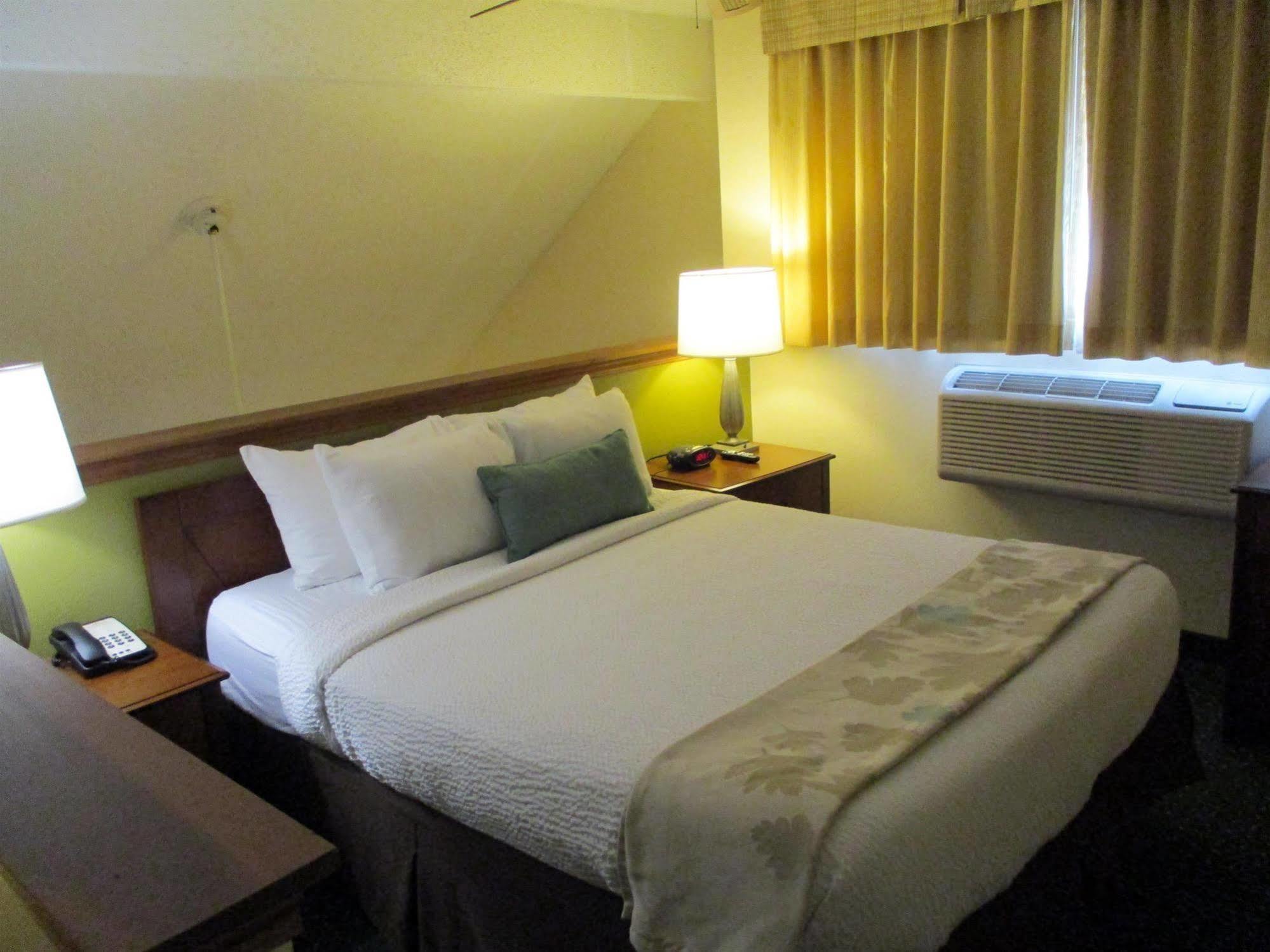 Hawthorn Suites By Wyndham 타일러 외부 사진