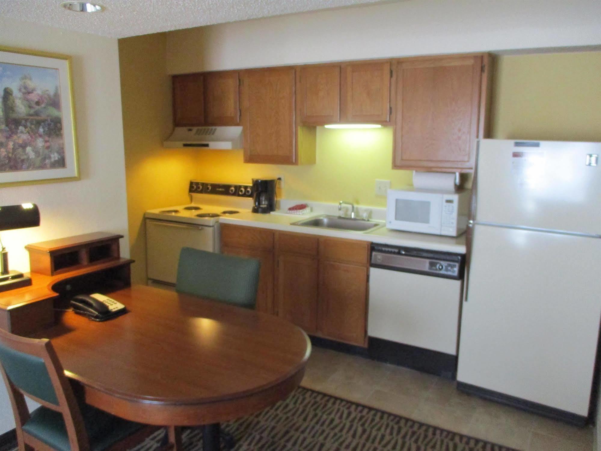 Hawthorn Suites By Wyndham 타일러 외부 사진